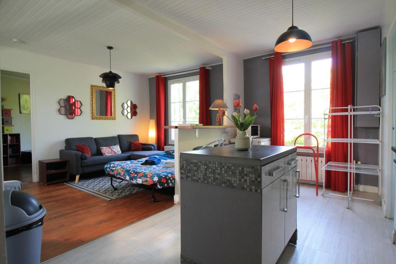 Disponible - Appartement Entier - Ligne H 15Mn Paris-Gare Du Nord, Parking Rue Gratuit, 4 Pers, Station De Train En Face Toutes Les 15Mn, Hippodrome, Cdfas, Universite, Borne Electrique, 1Er Etage Eaubonne Buitenkant foto
