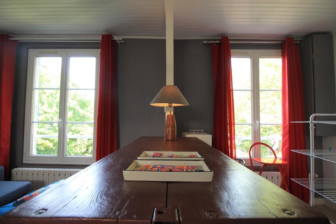 Disponible - Appartement Entier - Ligne H 15Mn Paris-Gare Du Nord, Parking Rue Gratuit, 4 Pers, Station De Train En Face Toutes Les 15Mn, Hippodrome, Cdfas, Universite, Borne Electrique, 1Er Etage Eaubonne Buitenkant foto