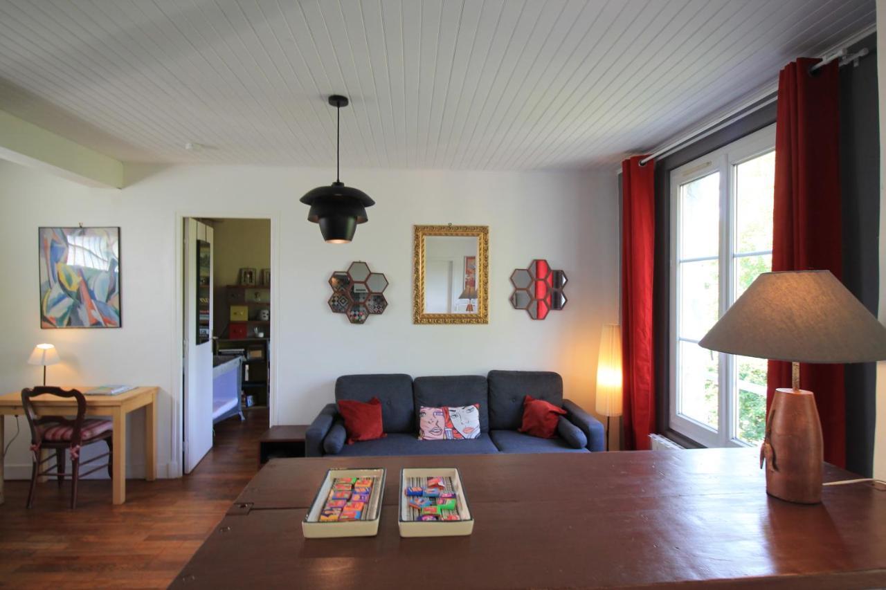 Disponible - Appartement Entier - Ligne H 15Mn Paris-Gare Du Nord, Parking Rue Gratuit, 4 Pers, Station De Train En Face Toutes Les 15Mn, Hippodrome, Cdfas, Universite, Borne Electrique, 1Er Etage Eaubonne Buitenkant foto