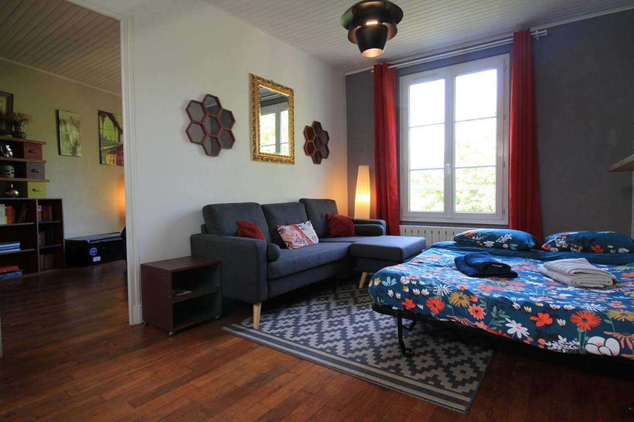 Disponible - Appartement Entier - Ligne H 15Mn Paris-Gare Du Nord, Parking Rue Gratuit, 4 Pers, Station De Train En Face Toutes Les 15Mn, Hippodrome, Cdfas, Universite, Borne Electrique, 1Er Etage Eaubonne Buitenkant foto