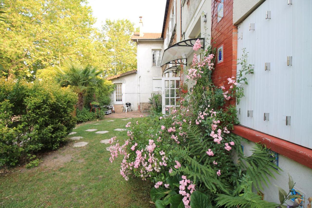 Disponible - Appartement Entier - Ligne H 15Mn Paris-Gare Du Nord, Parking Rue Gratuit, 4 Pers, Station De Train En Face Toutes Les 15Mn, Hippodrome, Cdfas, Universite, Borne Electrique, 1Er Etage Eaubonne Buitenkant foto